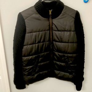 Billabong Sweater Sleeve light Weight Puffer Jacket